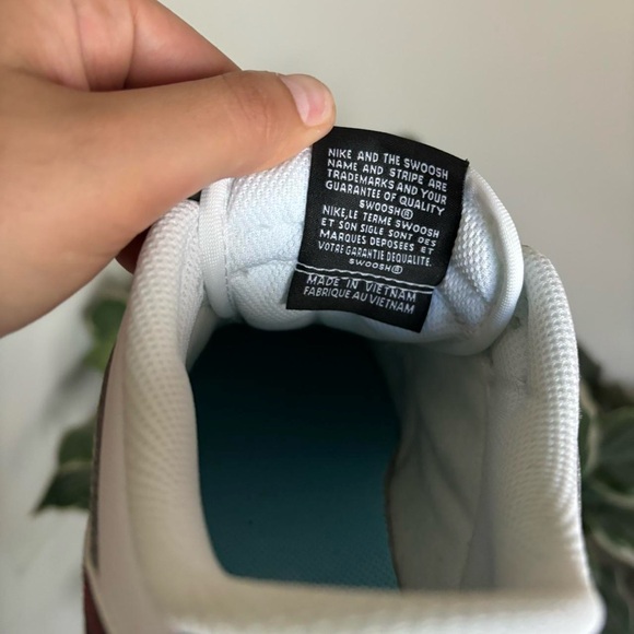 Authentic Nike dunks grey fog lottery edition with scratch off charm - Picture 6 of 8